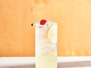 Tom Collins drink